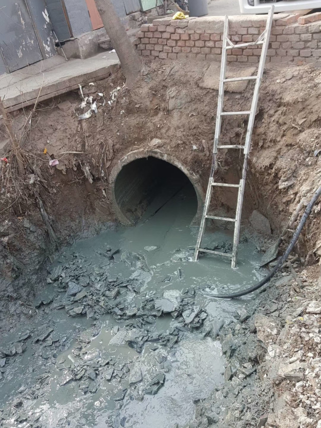 察哈尔右翼中管道清洗