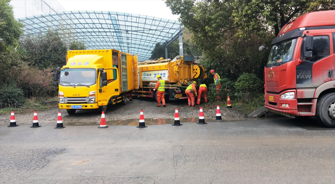察哈尔右翼中成区雨污水管网“四位一体”检测疏通项目